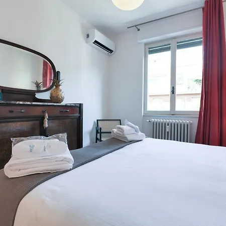 Sweett - Modigliani Apartment