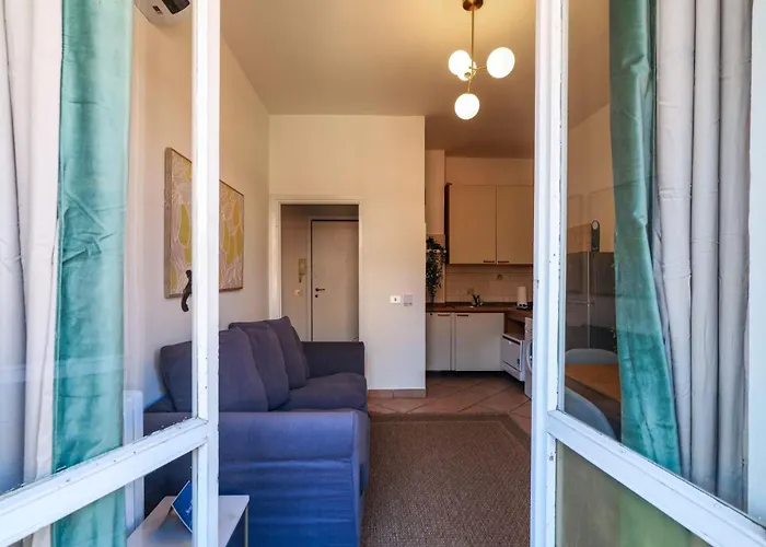 Sweett - Modigliani Apartment
