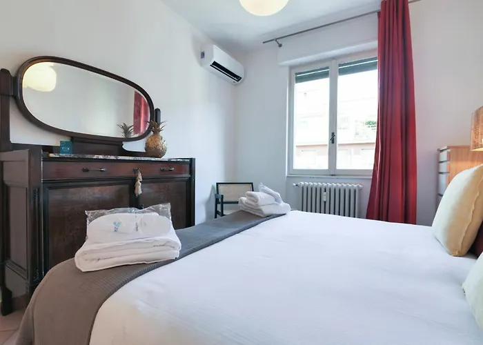 Sweett - Modigliani Apartment *